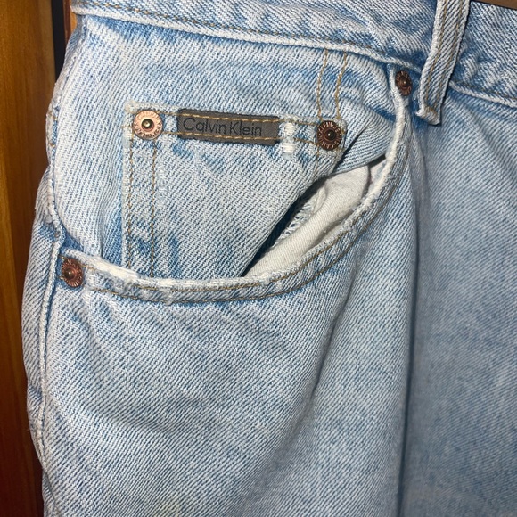 Calvin Klein ripped stonewashed high rise 90s jeans - Picture 3 of 12